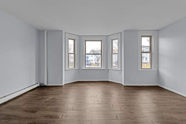 425 Porter Avenue property